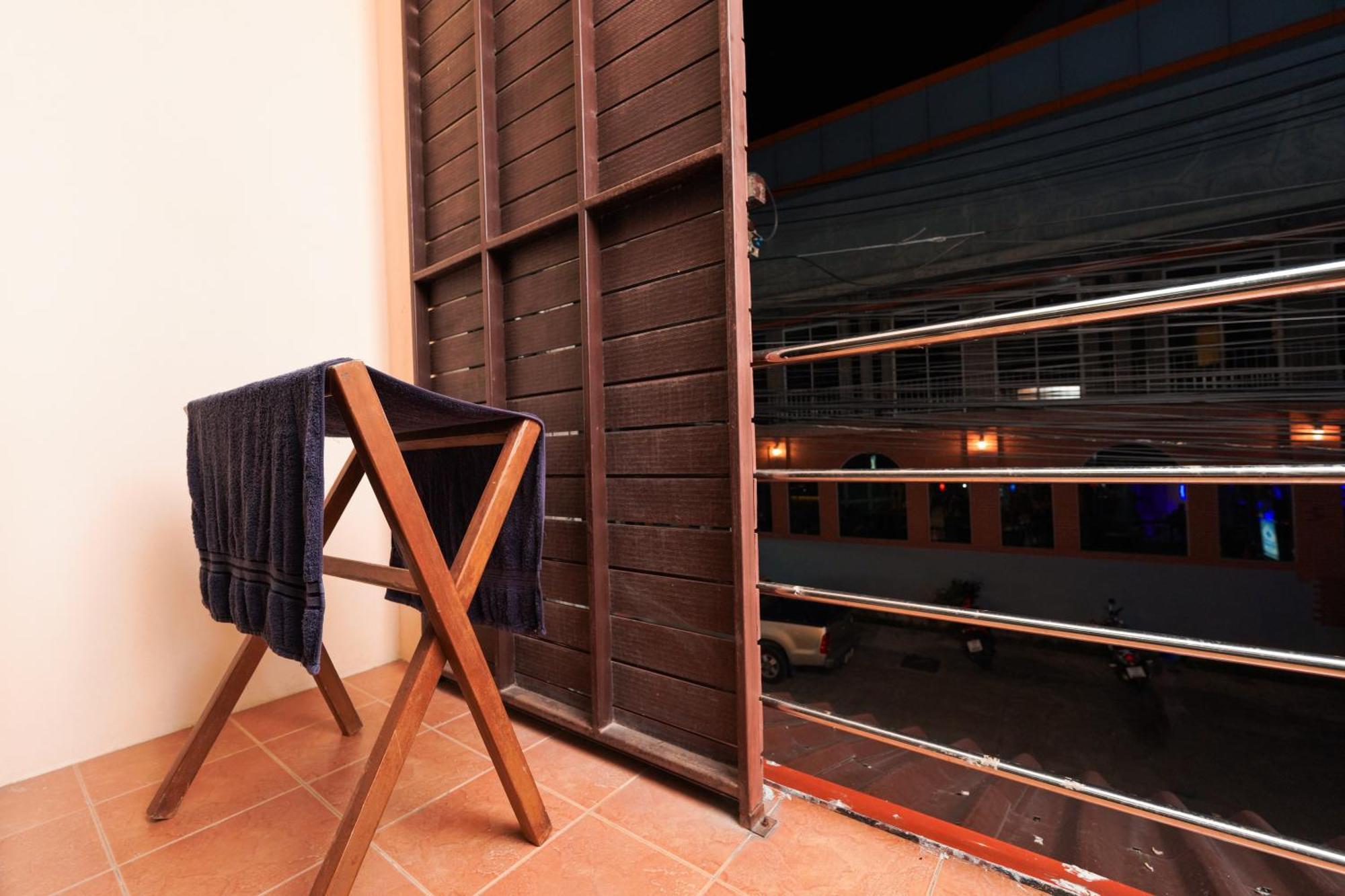 Baan Backpacker Auberge de jeunesse *